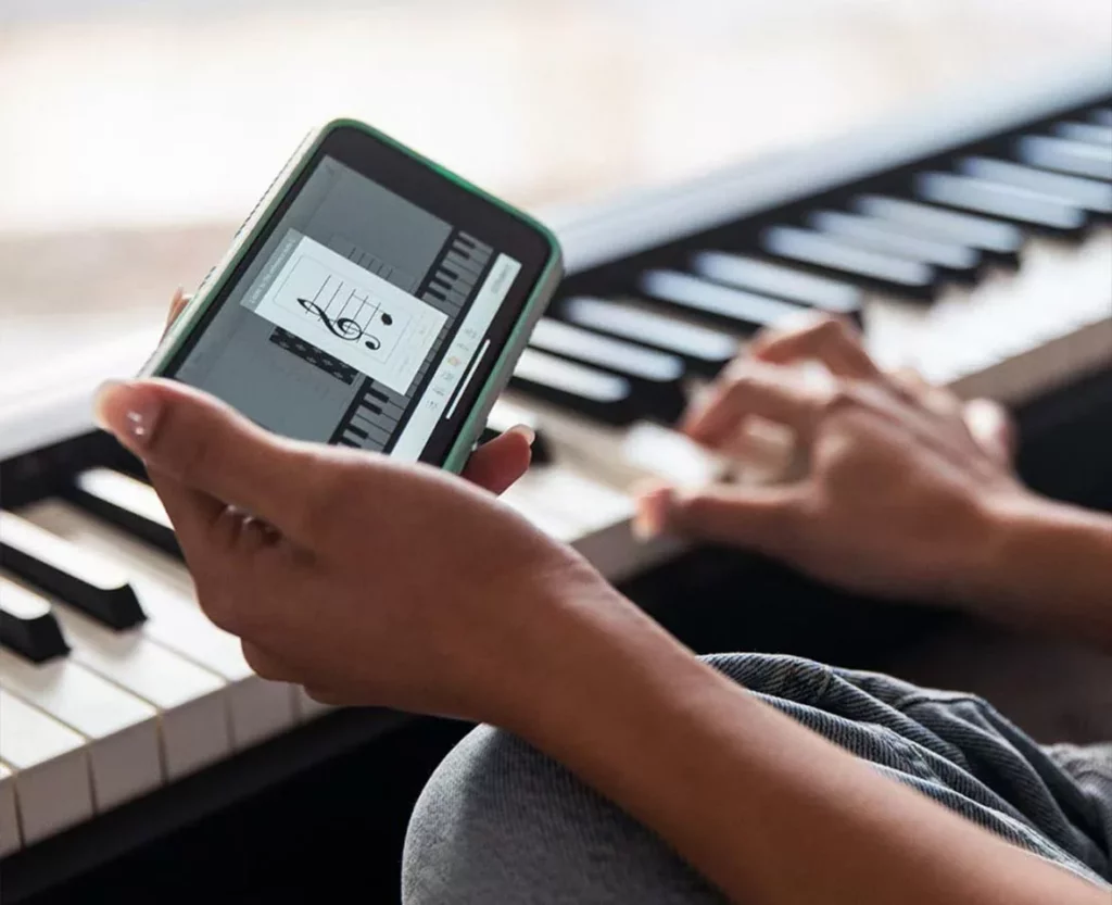 Roland piano partner 2 app on smartphone